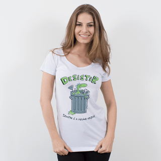 CAMISETA BRANCA - DESISTA