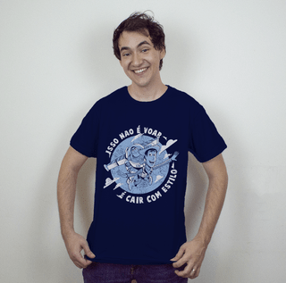 CAMISETA AZUL MARINHO - CAIR COM ESTILO