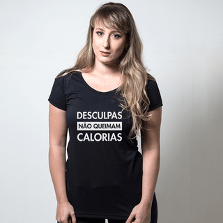 CAMISETA PRETA - DESCULPAS