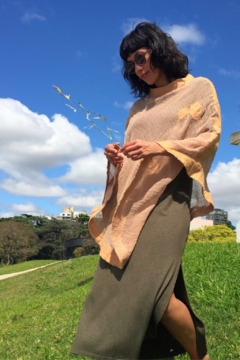 Poncho PÉTALO - comprar online