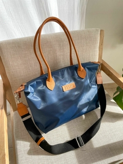 CARTERA LUNA AZUL