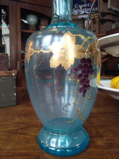 Antiguo Botellón de vino, licor, agua, de cristal color azul y hojas doradas - comprar online