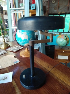 Lámpara de Escritorio con Brazo Articulado - Un Viejo Almacén Antigüedades