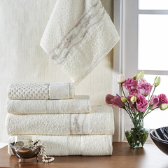Coleção Lisse - Jogo de toalha de banho Bordada 100% algodão com 5 peças - loja online