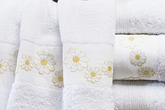 Coleção nuance - Jogo de toalha de banho Bordada com 5 peças - toalha de banho com margaridas bordadas - comprar online