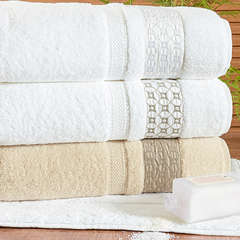 Coleção Marzzo enxoval em algodão egípcio - Jogo de toalha de banho 5 peças - Jogo de toalha de banho branca com barrado bordado - comprar online