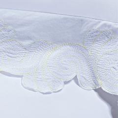 Coleção Melzi - Jogo de lençol casal no percal 200 fios bordado - Jogo de lençol bordado branco com abelhas bordadas - loja online