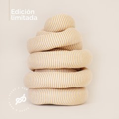 Dorado y Blanco Lana Moffa Regular / EDICIÓN LIMITADA - comprar online