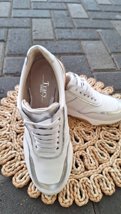 ZAPATILLAS MOSCU CUERO BLANCO/PLATA - comprar online