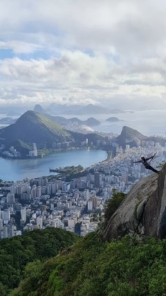 Morro Dois Irmãos na internet