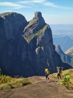 Travessia Petrópolis x Teresópolis - Agência Botas na Trilha