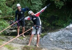 Cachoeira do Garrafão - Guapimirim - loja online