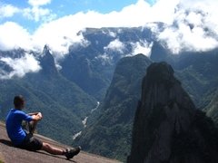 Escalavrado - Parque Nacional da Serra dos Órgãos na internet