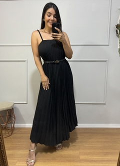 VESTIDO PLISSADO PRETO