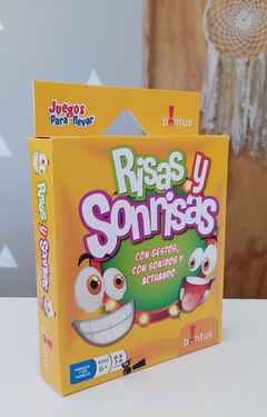 RISAS Y SONRISAS