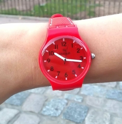 Reloj Blaquè BQ158RJ Malla de caucho rojo para dama