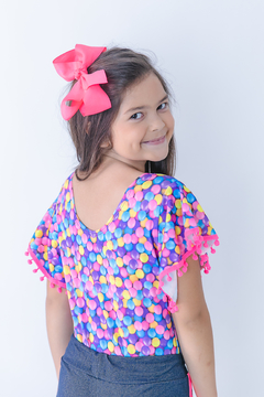 Conjunto infantil body confete com short em visco jeans com detalhes neon