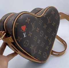 Louis V. New Heart Shaped Monogram Game On Coeur Coração