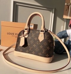 Bolsa Alma BB Louis V. monogram linha premium