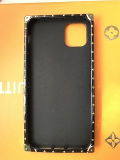 Case para iPhone 11 Pro Max na internet