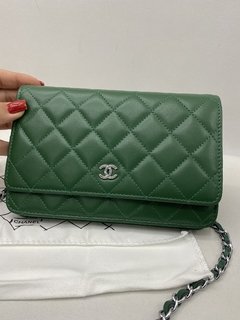 CHANEL WOC WALLET ON CHAIN COURO LISO COM PRATA Premium - comprar online