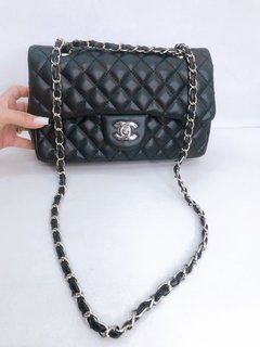 Chanel 2.55 ferragem prata