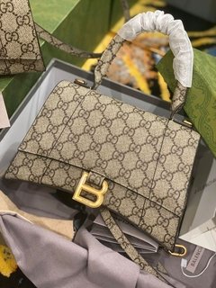 Bolsa Balenciaga and GG Hourglass - comprar online