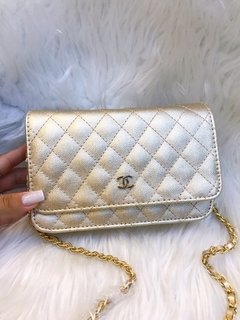 Chanel wallet ferragem dourada couro poliuretano caviar - comprar online