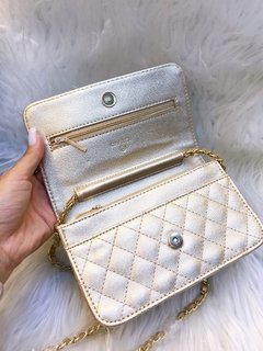 Chanel wallet ferragem dourada couro poliuretano caviar na internet