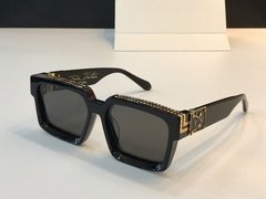 Óculos de sol Louis V. Máscara com strass - comprar online