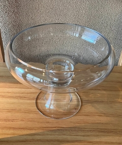 Fuente de Cristal con Pie - 28 cm diámetro x 21.5 cm alto - comprar online