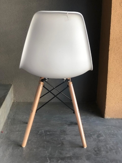 Silla Eames - Blanca - Karmela Deco