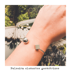 Pulseira elementos geométricos