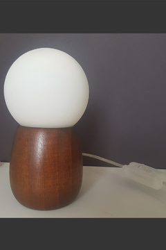 Lámpara de mesa tunito nogal - comprar online