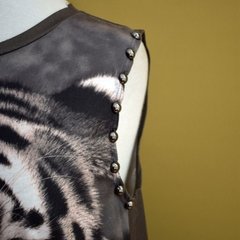 blusa tigre e tachas | FOREVER 21 na internet