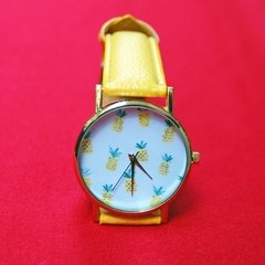 relógio abacaxis amarelo | COISAS DA DIXIE
