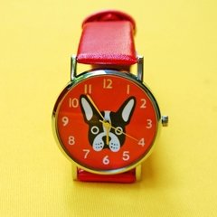 Relógio vermelho cachorro