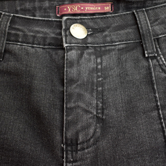 Calça jeans preta flare - comprar online