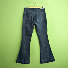 Calça jeans preta flare - Amo Muito