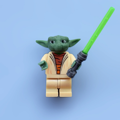 Boneco Yoda Star Wars - loja online
