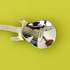 Colher de guitarra prateda - comprar online