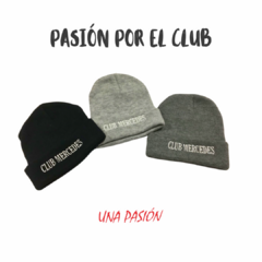 GORROS CLUB MERCEDES