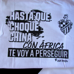 MUSCULOSA CLUB HASTA QUE CHOQUE CHINA CON ÁFRICA. - comprar online