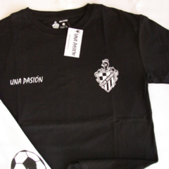 REMERA ALGODÓN CLUB - ESCUDO