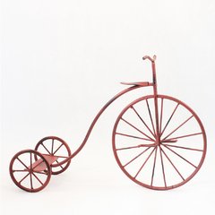 Triciclo em Ferro Envergado Vermelho