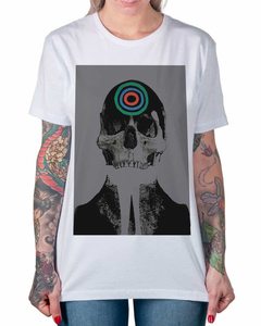 Camiseta Alvo Morto na internet