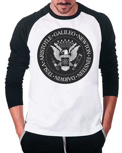 Camiseta Raglan Manga Longa Astros da Ciência - comprar online