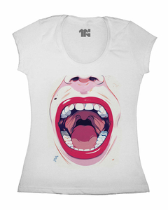 Camiseta Feminina Boca Aberta na internet