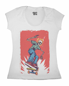 Camiseta Feminina Caveira Skatista na internet
