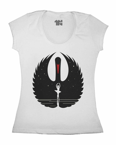 Camiseta Feminina Cisne Negro na internet